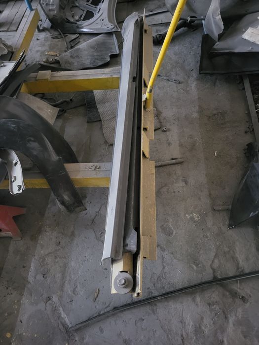 Продам робот для кузовных работ