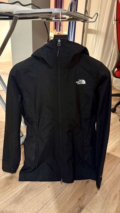 The North Face DryVent дамско яке – черно