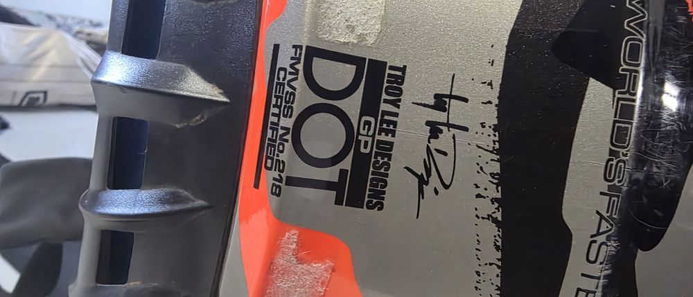 Каска Troy Lee Designs GP