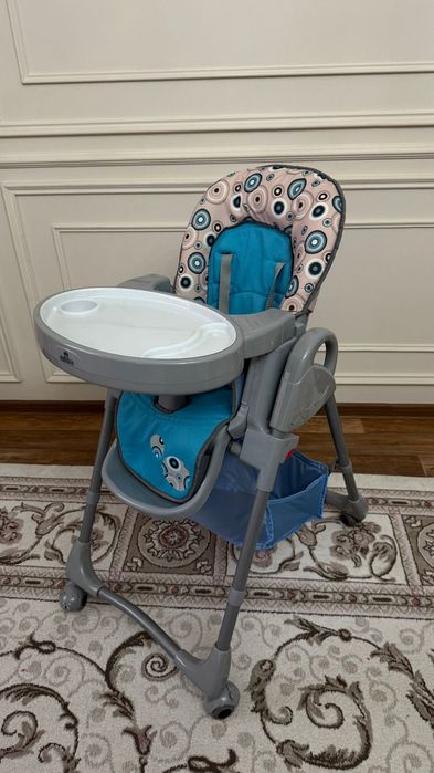 Детский стульчик для кормления