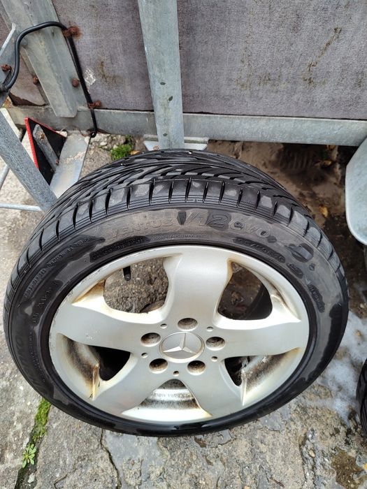 Vând roti Mercedes