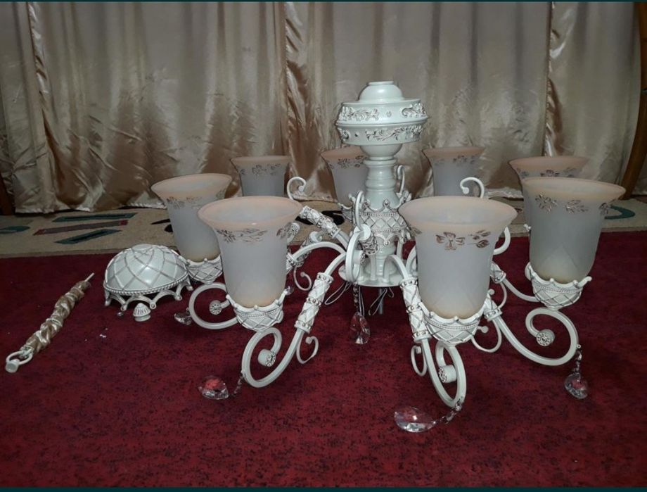 Аспалы шам сатамын. Продам люстру