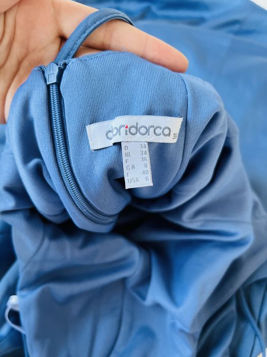 Rochie cu spatele gol pe corset