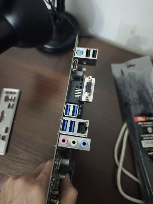 Материнская плата asrock A520M