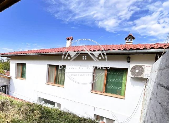 Продава се Етаж от къща в с. Арбанаси, Област Велико Търново - 144 кв.м за 1820 €/кв.м - Снимка #1