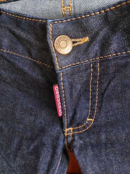Blugi Dsquared nr 40