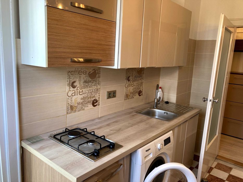 Dau in chirie apartament 3 camere pentru 2 luni ultracentral