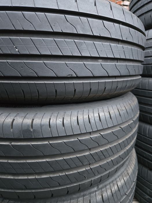 4бр. 215 60 17 Goodyear летни.