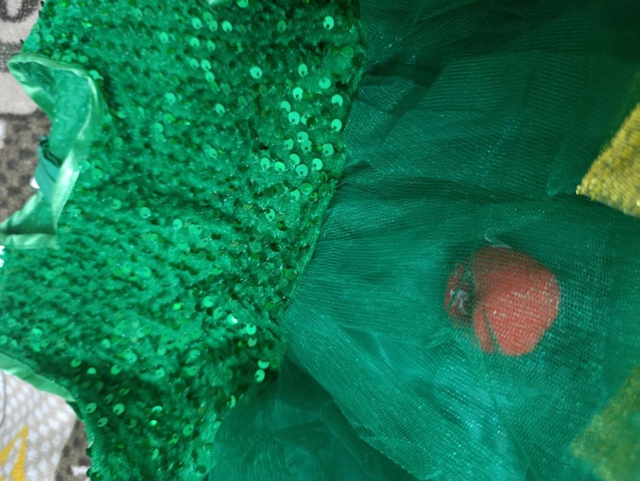 Продам костюм ёлочки