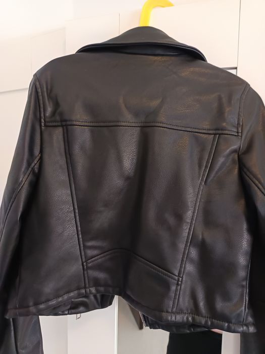 Geaca neagra H&M 9 ani