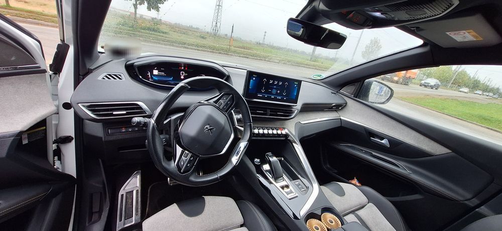 Peugeot 3008 Plug-in Hybrid  GT 225 hp