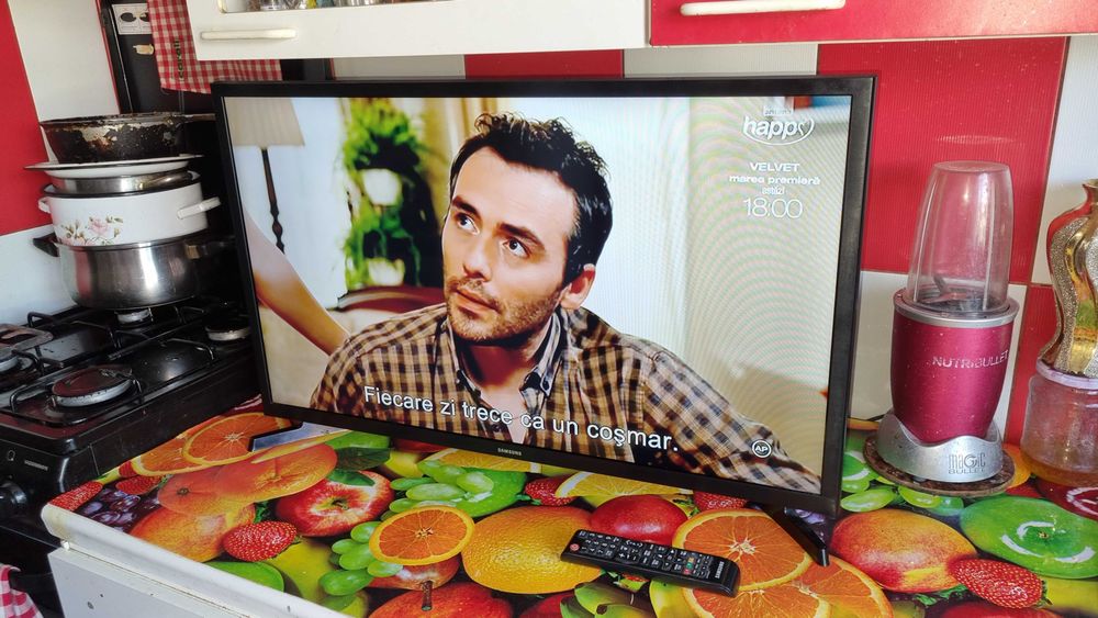 Smart Samsung 81 cm = 400 lei