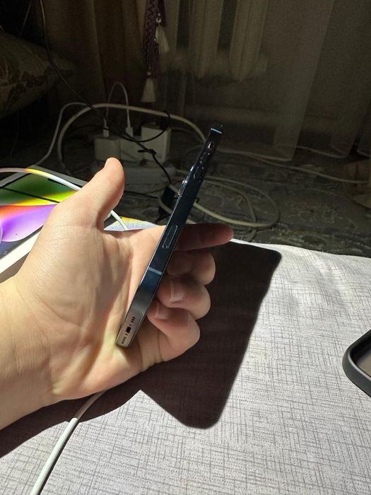 Айфон 14 128 гб каробка есть