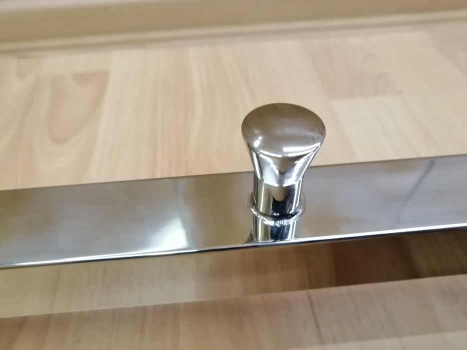 Електрическа отопляема закачалка за баня