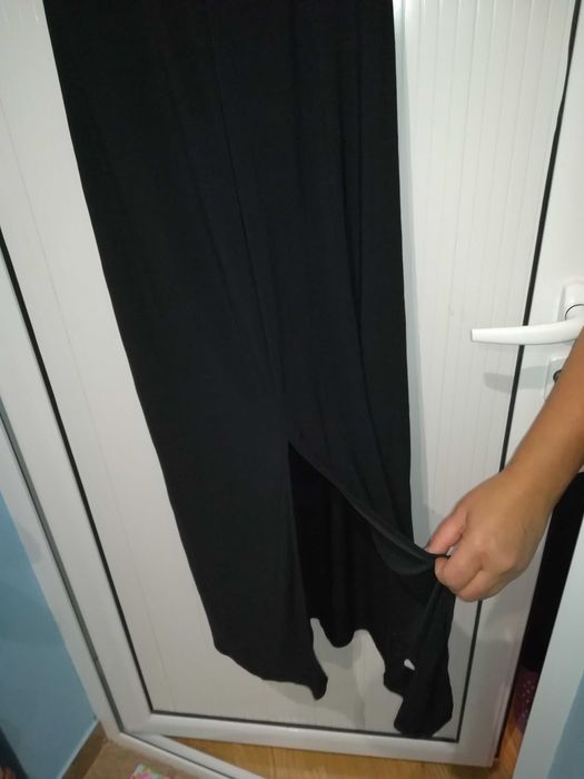 Продавам дамска официална рокля