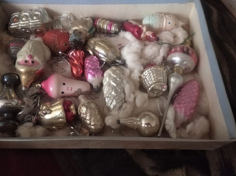 Игрушки на  ёлку