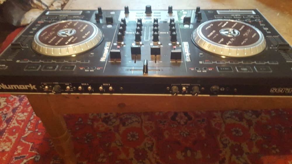 DJ контроллер для начинающих и профи