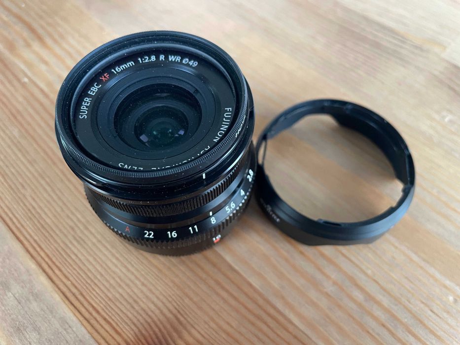 Objectif Fujifilm Fujinon XF 16mm F/2.8 R WR Noir + Filtre Polarisant CPL (occasion)