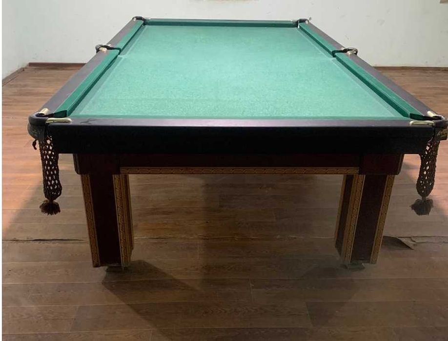 Blyarniy stol komplekt