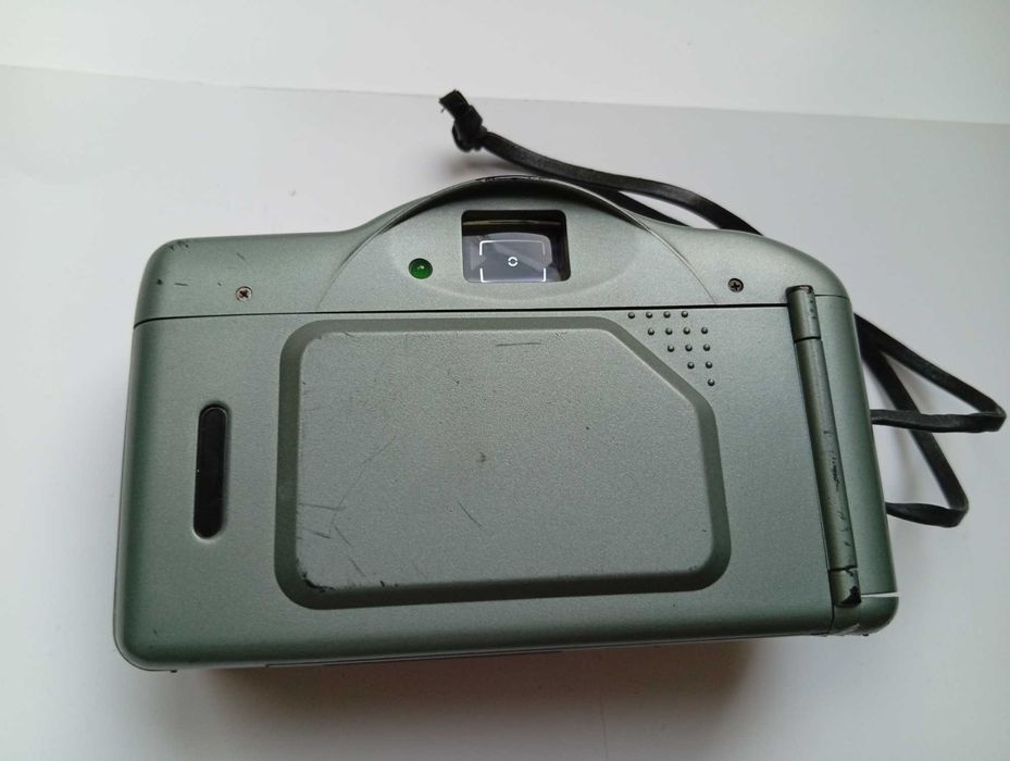 Лентов Фотоапарат-Автоматичен-Polaroid(Работещ)!