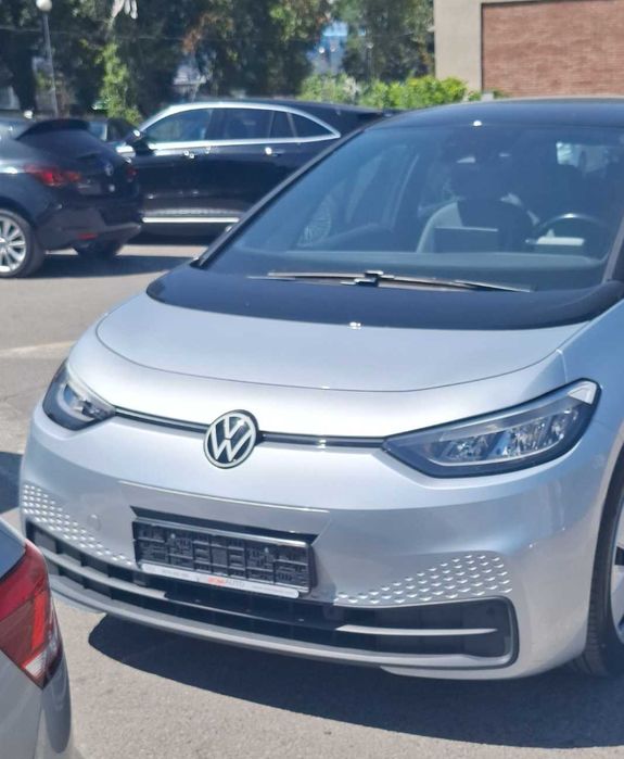 Led Фарове за VW ID3  емблема решетка