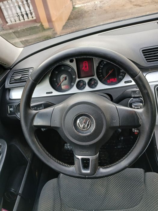 Vand sau schimb Vw Passat b6 2.0 tdi