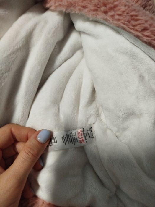 Бебешко палтенце и яке  6-9 месеца