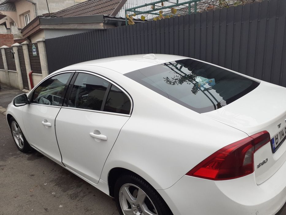 VOLVO S60 2012 — imagine 5
