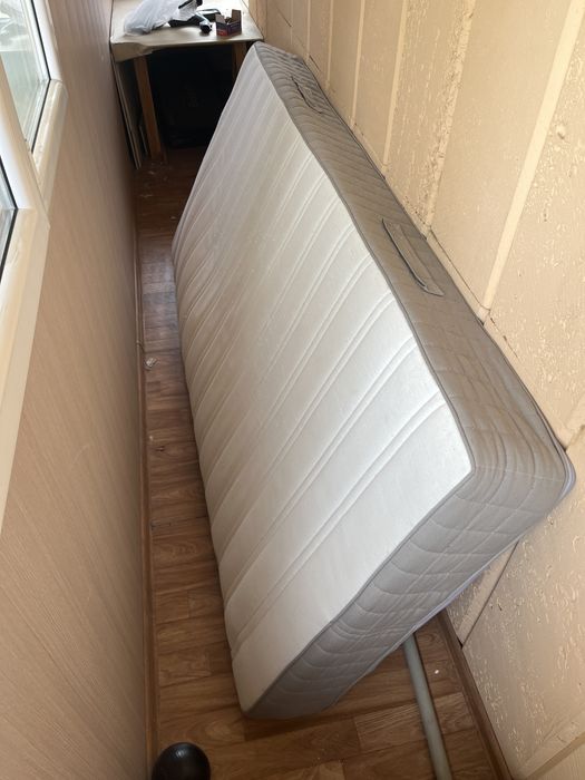 Матрас IKEA 90см