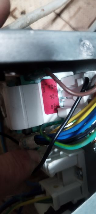 Ремонт холодильников морозильников витрин. Без выходных! 24/7!