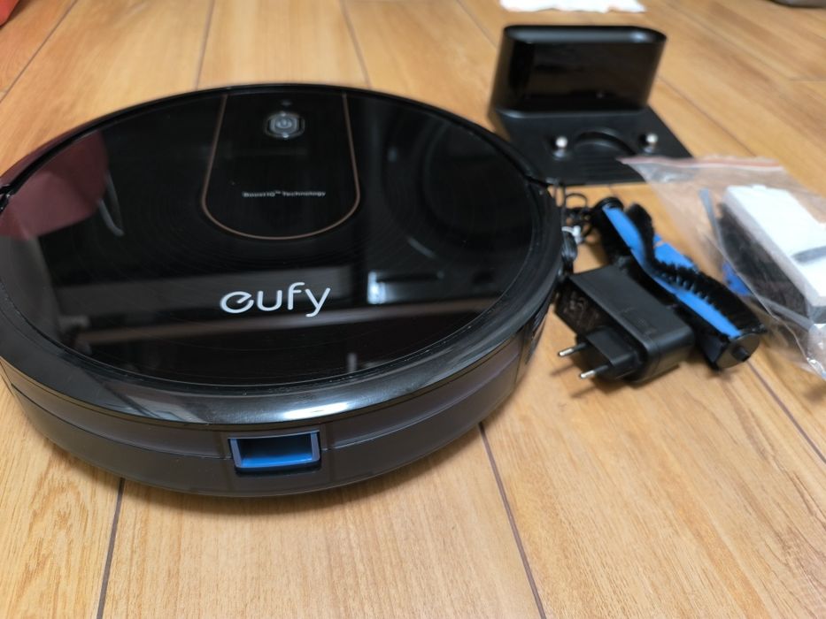 Робот прахосмукачка Eufy 15C Robo-Vac.