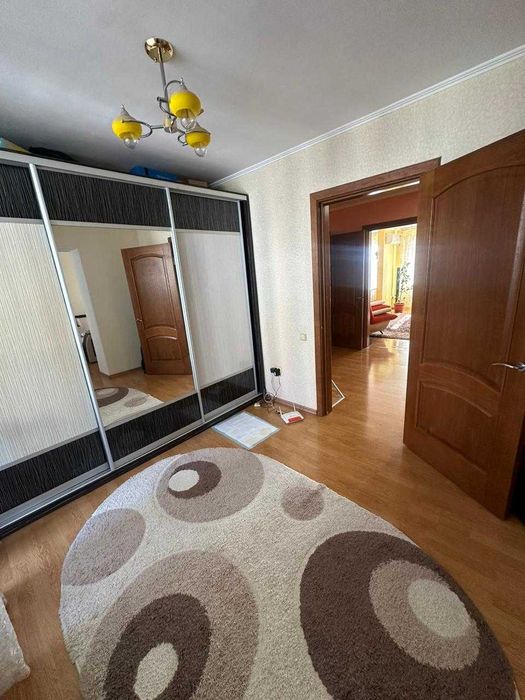 Продам 3 ком квартиру в р-не КСК