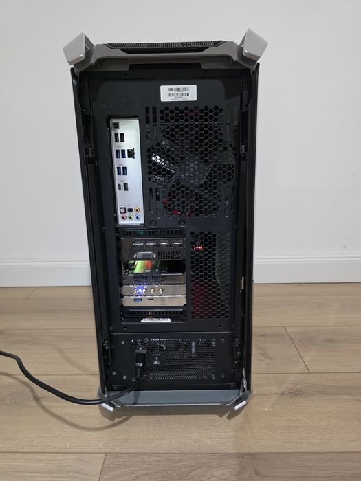 Workstation / Gaming PC High-End – Intel Core i9-7980XE 18C/36T– GTX 1070 – ASUS X299