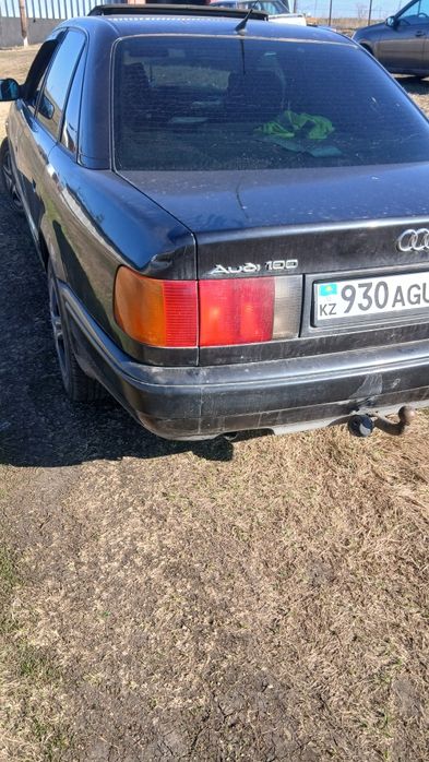 Продам Ауди 100с4 2.3