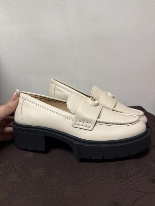 Оригинални лоуфъри Coach