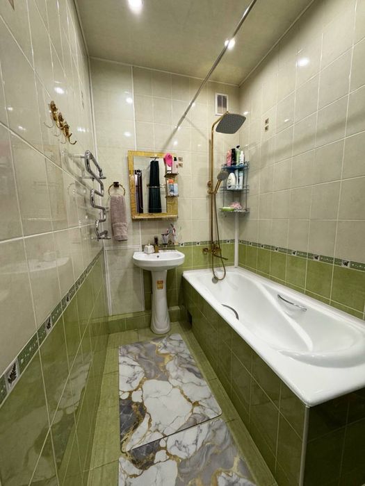 Uy sotiladi sirochna