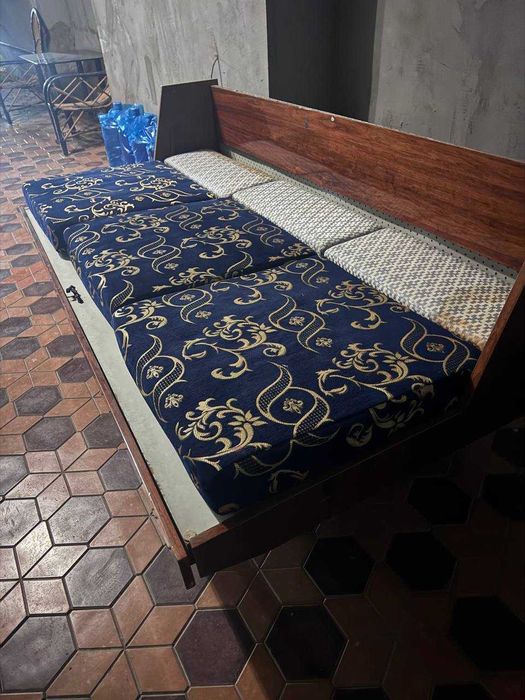 продаю диван раскладной