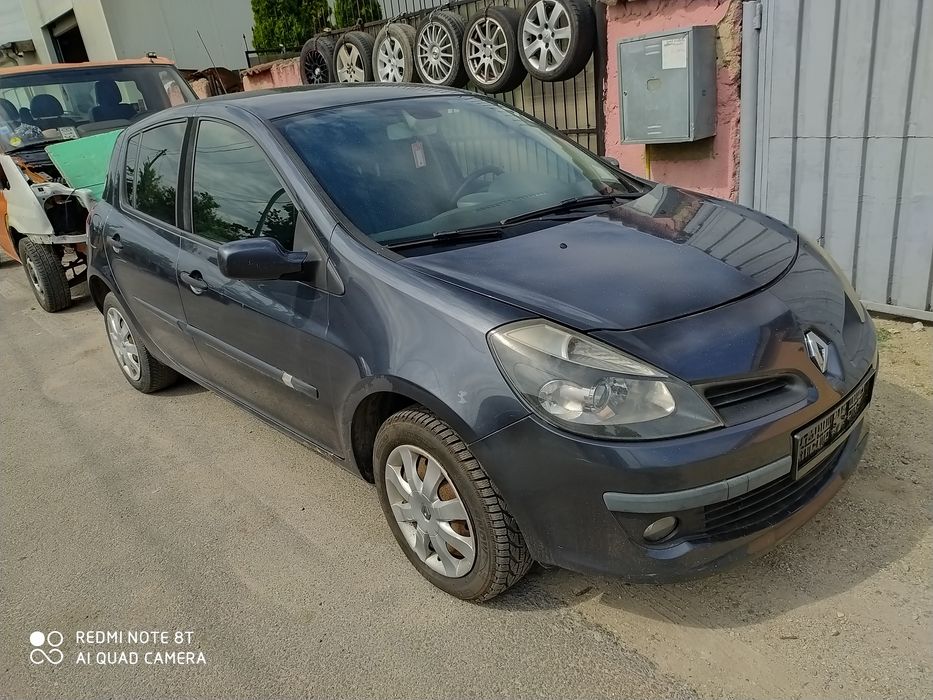 Dezmembrez Renault Trafic 8+1 . 19D,CLI     MASTER/SCENICO 15D