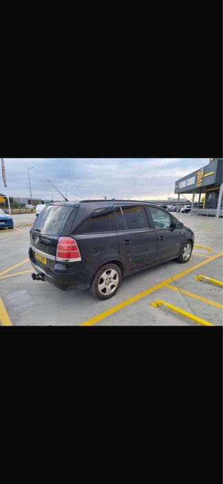Dezmembrez Opel Zafira B 1.6 Benzina Z16XE1 Z20R