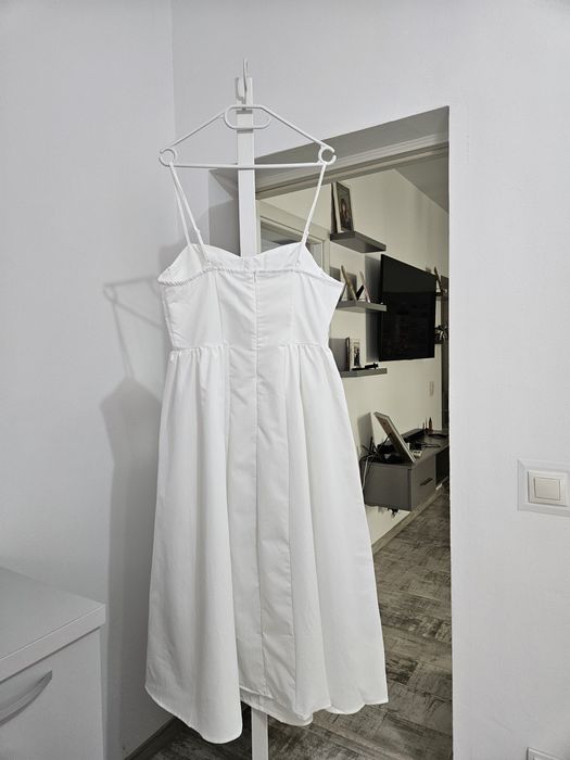 Rochie midi alba de vara