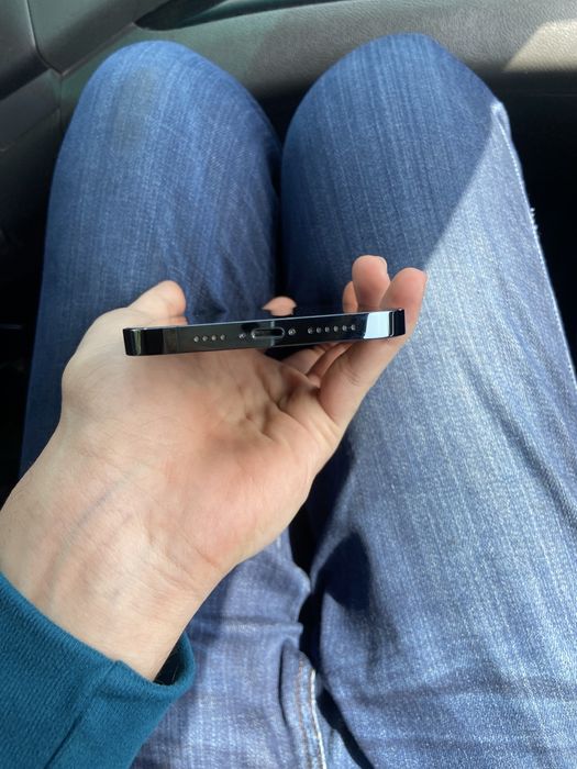 12 pro max 128tali kar dak yo ekran apmashgan face ishlidi kar dak yo