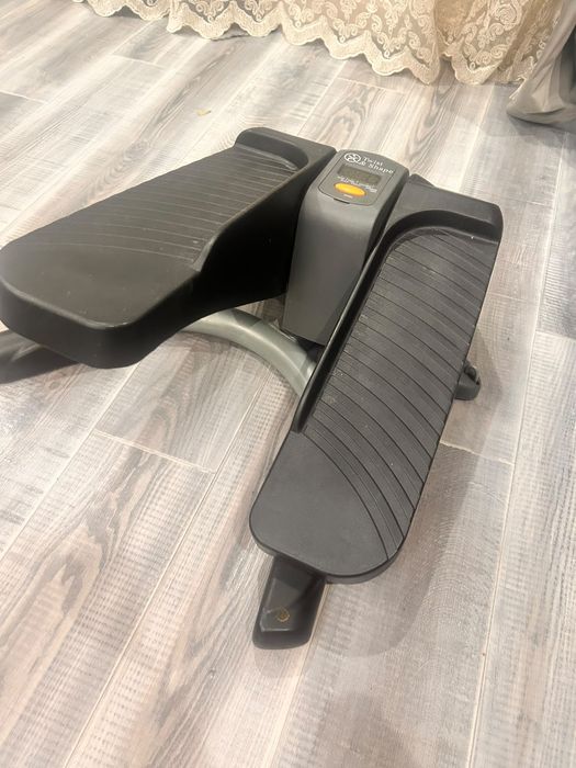 Продам степпер Twist & Shape