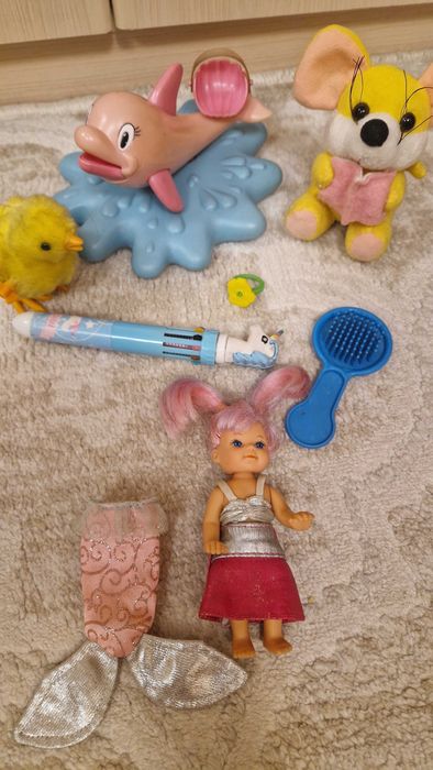 Игрушки         .