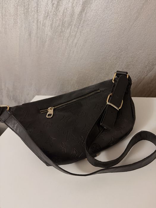 Geantă barbați crossbody neagră,model monogram geantă tip borsetă,neagră.