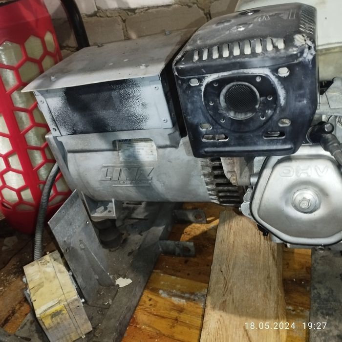 Генераторы бензиновые Продам