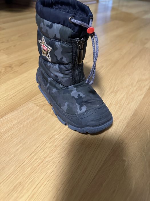 Детски боти като нови