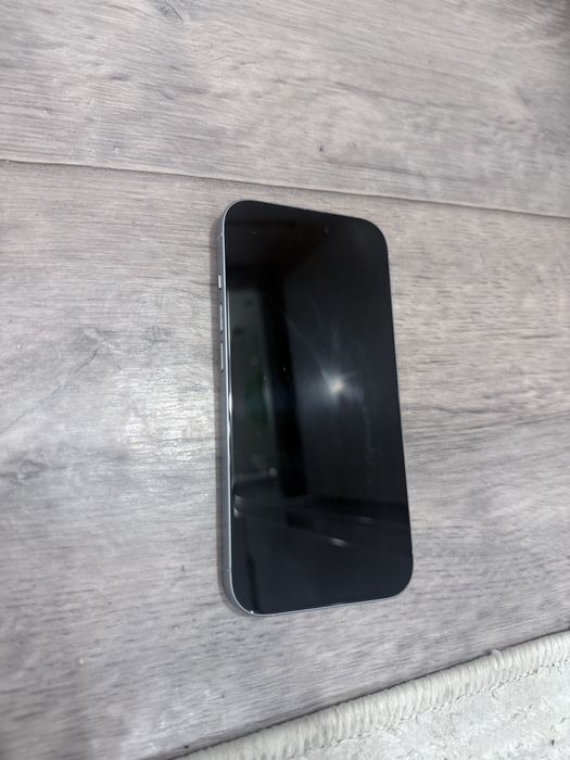 Apple 15 128гб (87 емкость)