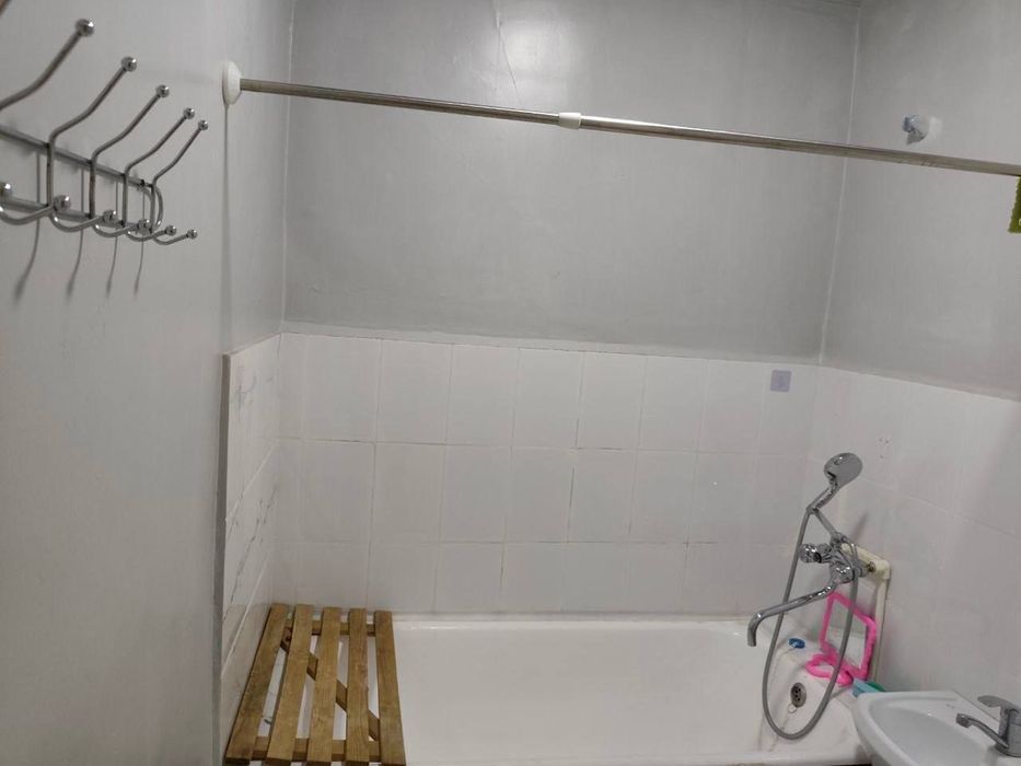 Продам 4 ком Мирабадский район