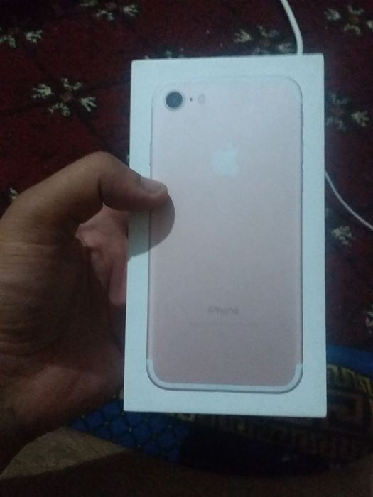 iPhone7 128 GB Rose GOLD