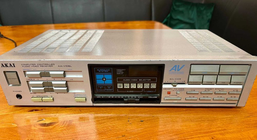 Receptor AKAI AA-V105L